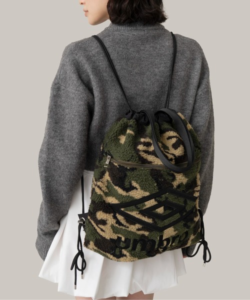 Casselini（キャセリーニ）の「[UMBRO × Casselini]フェイクボアナップサック（バックパック/リュック・レディース・ブラック/アニマル/ネイビー/レッド/パープル/グレー/チャコール/ピンク/モスグリーン/グリーン・FREE）」の17枚目の写真