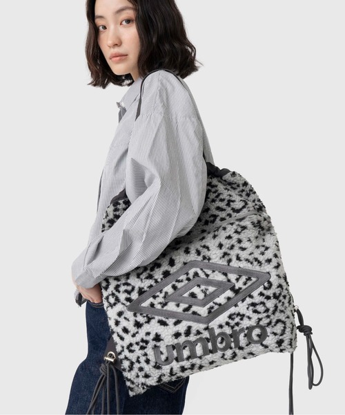 新品タグ付き　UMBRO Casselini フェイクボアナップサック Casselini(キャセリーニ) 【UMBRO× Casselini】フェイクボア