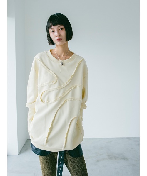 sahara(サハラ)の「Curve Design Sweat/カーブデザインスウェット(スウェット・レディース・クリーム/ネイビー・FREE)」の3枚目の写真