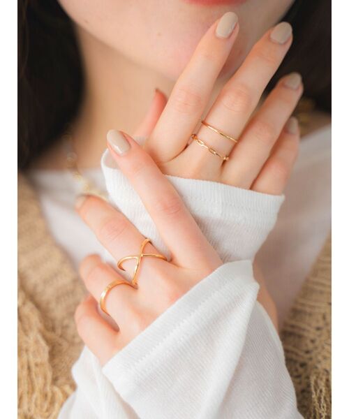 Ungrid（アングリッド）の「デザインリングセット（リング・レディース・ゴールド/シルバー・FREE）」の3枚目の写真