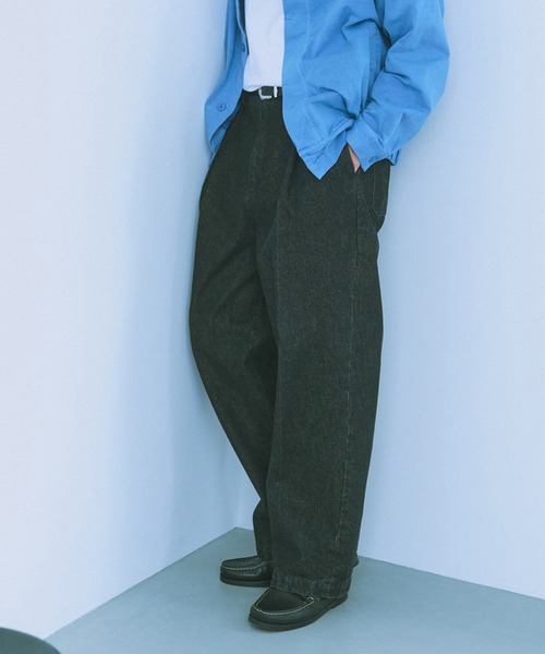 NewAnce(ニュアンス)の「【NewAnce】New Cinch Buckles Denim Pants / シンチバックデニムパンツ(デニムパンツ・メンズ・インディゴブルー・S/M/L)」の1枚目の写真