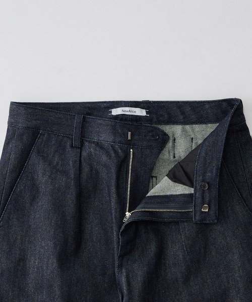 NewAnce(ニュアンス)の「【NewAnce】New Cinch Buckles Denim Pants / シンチバックデニムパンツ(デニムパンツ・メンズ・インディゴブルー・S/M/L)」の15枚目の写真