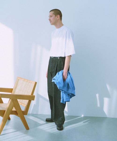 NewAnce(ニュアンス)の「【NewAnce】New Cinch Buckles Denim Pants / シンチバックデニムパンツ(デニムパンツ・メンズ・インディゴブルー・S/M/L)」の19枚目の写真