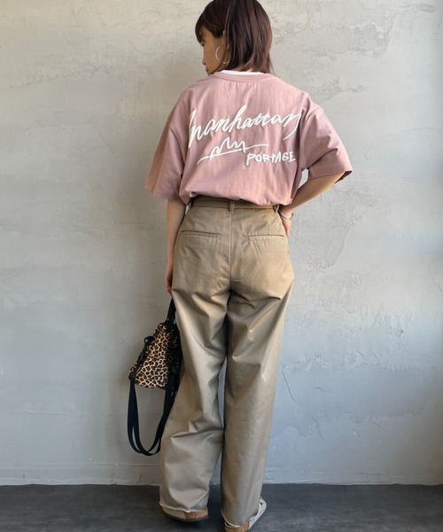 【WEB先行予約】[MANHATTAN PORTAGE/マンハッタンポーテージ] 別注 手描き風ロゴ バックプリントTシャツ（Tシャツ/カットソー）｜Manhattan Portage（マンハッタンポーテージ） pattayablatt.com
