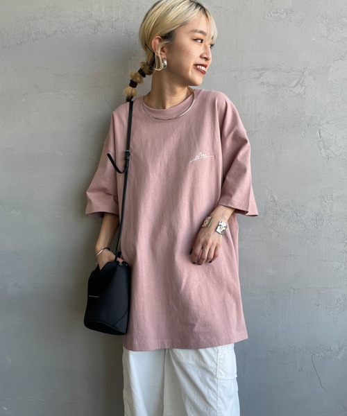 【WEB先行予約】[MANHATTAN PORTAGE/マンハッタンポーテージ] 別注 手描き風ロゴ バックプリントTシャツ（Tシャツ/カットソー）｜Manhattan Portage（マンハッタンポーテージ） pattayablatt.com