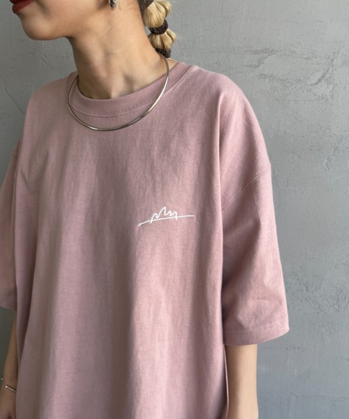 【WEB先行予約】[MANHATTAN PORTAGE/マンハッタンポーテージ] 別注 手描き風ロゴ バックプリントTシャツ（Tシャツ/カットソー）｜Manhattan Portage（マンハッタンポーテージ） pattayablatt.com