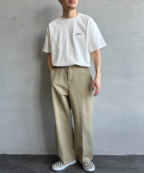 【WEB先行予約】[MANHATTAN PORTAGE/マンハッタンポーテージ] 別注 手描き風ロゴ バックプリントTシャツ（Tシャツ/カットソー）｜Manhattan Portage（マンハッタンポーテージ） pattayablatt.com