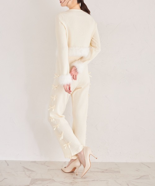 tocco closet（トッコ　クローゼット）の「ふわふわファー付きスパンコール入りリブニットカーディガン（カーディガン/ボレロ・レディース・ピンク/アイボリー/ブラック・M）」の5枚目の写真