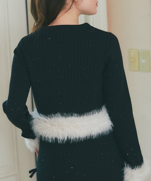 tocco closet（トッコ　クローゼット）の「ふわふわファー付きスパンコール入りリブニットカーディガン（カーディガン/ボレロ・レディース・ピンク/アイボリー/ブラック・M）」の14枚目の写真