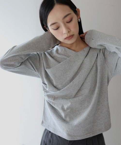 hellam(へラム)の「ドレープデザインTシャツ(Tシャツ/カットソー・レディース・オフホワイト/杢グレー/ブラック・FREE)」の3枚目の写真