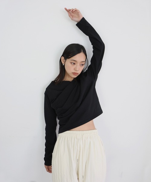 hellam(へラム)の「ドレープデザインTシャツ(Tシャツ/カットソー・レディース・オフホワイト/杢グレー/ブラック・FREE)」の16枚目の写真