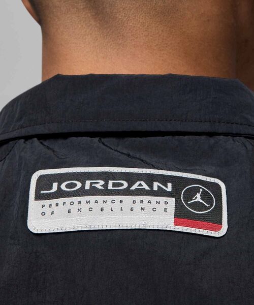 JORDAN BRAND（ジョーダンブランド）の「ジョーダン エッセンシャル メンズ コーチ ジャケット / Jordan Essentials Men's Coaches Jacket HF9331-010 Black（ナイロンジャケット・メンズ・ブラック・L/M/S/XL/XS）」の6枚目の写真