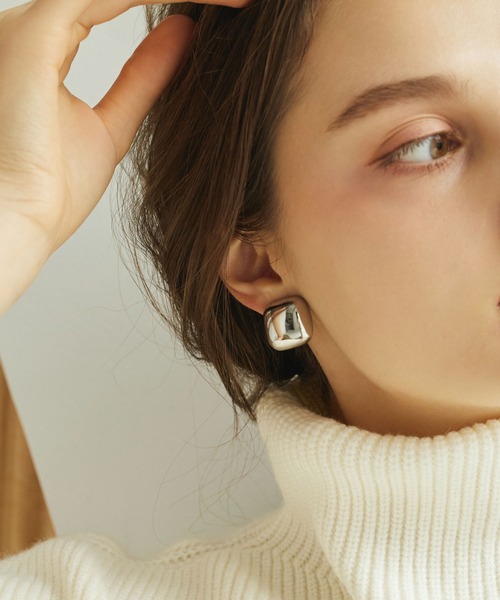 CENE（セネ）の「【CENE】セネ/スクエアイヤリング（イヤリング・レディース・シルバー/ゴールド・FREE）」の8枚目の写真