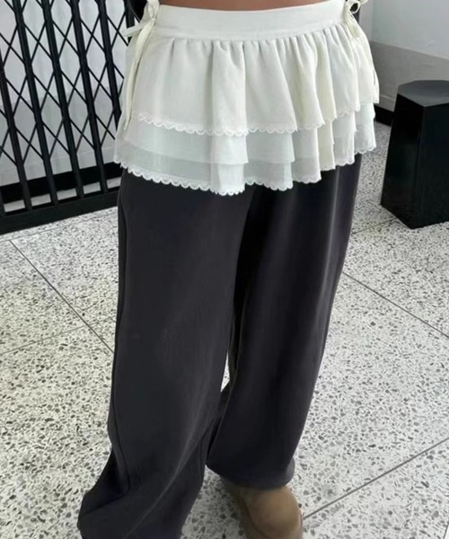 almo(アルモ)の「PT フリルスカートレイヤードパンツ(se)(その他パンツ・レディース・ブラック/グレー・FREE)」の4枚目の写真