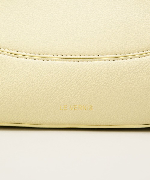 LE VERNIS（ル・ベルニ）の「LE VERNIS(ル・ベルニ)Marble horn bag（ハンドバッグ・レディース・ブラック/モカ/イエロー/レッド・FREE）」の15枚目の写真