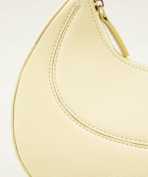 LE VERNIS（ル・ベルニ）の「LE VERNIS(ル・ベルニ)Marble horn bag（ハンドバッグ・レディース・ブラック/モカ/イエロー/レッド・FREE）」の5枚目の写真