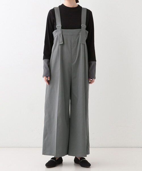 Cutie Blonde(キューティーブロンド)の「ゆるシルエットで大人見せ タック入りオールインワン(サロペット/オーバーオール・レディース・グレー/ブラック・01/02/03)」の11枚目の写真