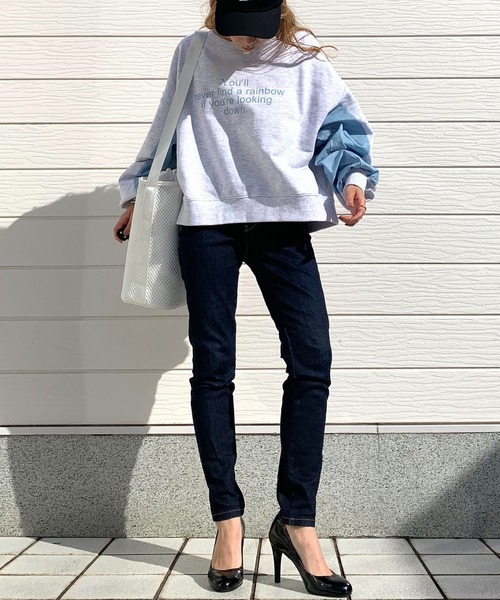 Q（キュー）の「裏毛ドッキングトレーナー（スウェット・レディース・チャコールグレー/オフホワイト・MEDIUM）」の19枚目の写真