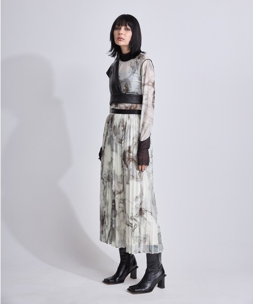 casane（カサネ）の「CASANE（カサネ）マーブルペイントプリーツスカート（スカート・レディース・イエロー/アイボリー・F）」の10枚目の写真