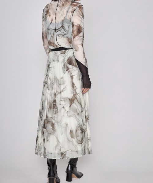 casane（カサネ）の「CASANE（カサネ）マーブルペイントプリーツスカート（スカート・レディース・イエロー/アイボリー・F）」の5枚目の写真