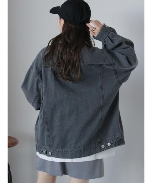 ehka sopo（エヘカソポ）の「ルーズデニムジャケット(セットアップ可)（ノーカラージャケット・レディース・チャコールグレー/ブルー/サックスブルー・F）」の10枚目の写真