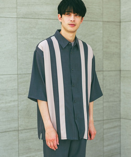 LAKOLE(ラコレ)の「DRY切替シャツ半袖 / 289651(シャツ/ブラウス・メンズ・ブルー/チャコール/ホワイト・X-LARGE/MEDIUM/LARGE/SMALL)」の1枚目の写真