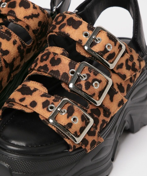 FOREVER 21(フォーエバー トゥエンティーワン)の「【2025SS】アソートベルトスポサン(サンダル・レディース・レオパード/ブラック・LARGE/MEDIUM)」の8枚目の写真