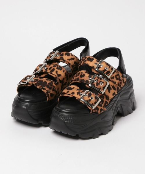 FOREVER 21(フォーエバー トゥエンティーワン)の「【2025SS】アソートベルトスポサン(サンダル・レディース・レオパード/ブラック・LARGE/MEDIUM)」の4枚目の写真