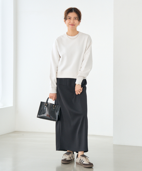 IENA（イエナ）の「《追加5》コットン裏毛クロップドプルオーバー（スウェット・レディース・ホワイト/ネイビー/グレー・FREE）」の11枚目の写真