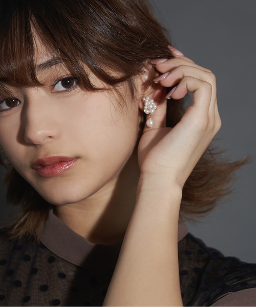 My shawty(マイシャウティー)の「speck pearl earring(イヤリング・レディース・ゴールド・FREE)」の6枚目の写真