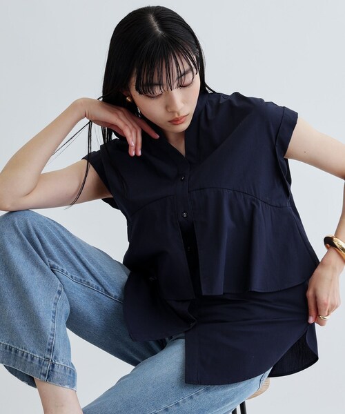 GALLEST（ギャレスト）の「2WAYペプラムシャツ（シャツ/ブラウス・レディース・ネイビー/ブルー系その他/ブルー系その他4/ホワイト系/ブラック系2・38）」の3枚目の写真