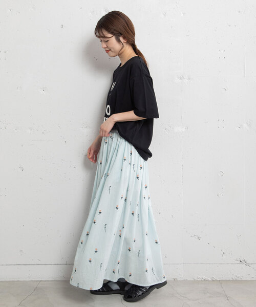 POU DOU DOU（プードゥドゥ）の「＜made in INDIA＞シロツメクサ刺繍ギャザースカート（スカート・レディース・ライトブルー/キナリ/ダークグレー・M）」の6枚目の写真