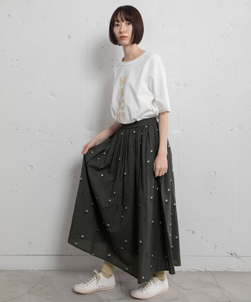 POU DOU DOU（プードゥドゥ）の「＜made in INDIA＞シロツメクサ刺繍ギャザースカート（スカート・レディース・ライトブルー/キナリ/ダークグレー・M）」の16枚目の写真