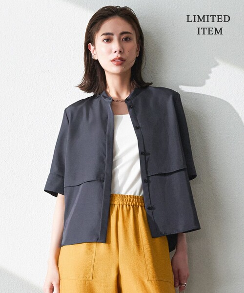ICB(アイシービー)の「シルキーツイル 半袖クロップドシャツ(シャツ/ブラウス・レディース・ネイビー系/ブルー系/スカイブルー系/グレー系/アイボリー系・48/46/44/42/40)」の4枚目の写真