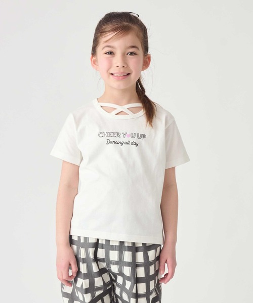 ever closet（エバークローゼット）の「クロスデザインTシャツ（Tシャツ/カットソー・キッズ・グリーン系その他2/グリーン系その他3/サーモンピンク/ブラック/パープル系その他3/オフホワイト・90cm/100cm/110cm/120cm/130cm/140cm）」の2枚目の写真