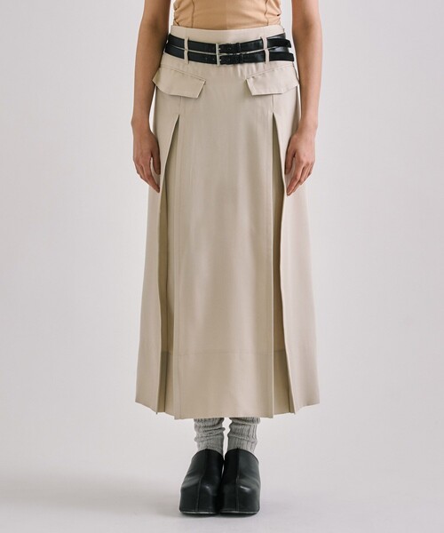 UNITED TOKYO(ユナイテッドトウキョウ)の「【残りわずか!】Double Belted Inverted Pleats Skirt|セットアップ/オフィスカジュアル/オケージョン/夏服/ウォッシャブル(スカート・レディース・キャメル/ブラック/ライトベージュ・1/2)」の8枚目の写真