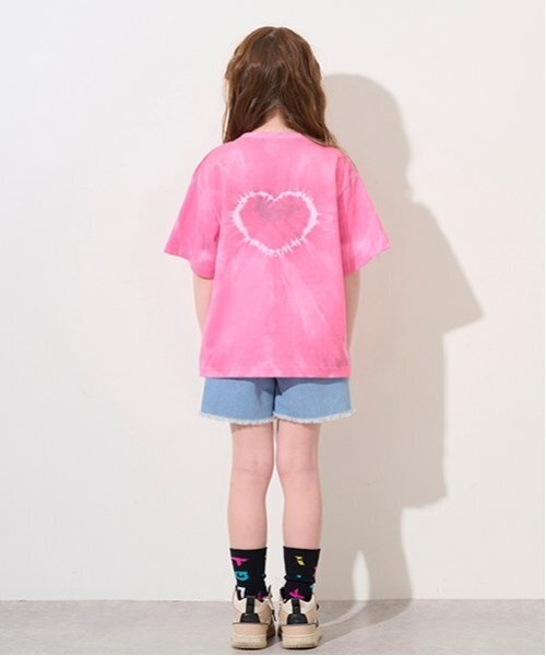 X-girl Stages(エックスガールステージス)の「【TBSドラマ フェイクマミー 着用アイテム】ハートタイダイ半袖Tシャツ(Tシャツ/カットソー・キッズ・カラフル/ピンク/グレー・130cm/100cm/80cm/110cm/90cm/140cm/120cm)」の13枚目の写真