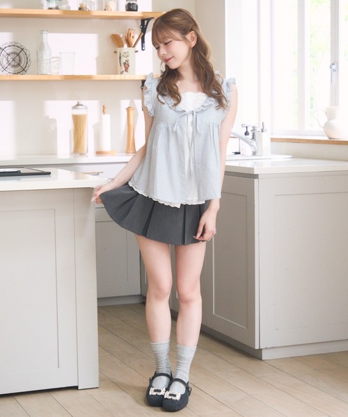 TITTY&CO.（ティティーアンドコー）の「ギンガムフリルノースリブラウス（シャツ/ブラウス・レディース・グレー/ネイビー・FREE）」の7枚目の写真