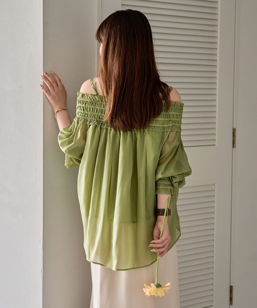 mideal(マイディール)の「sheer off shoulder / シアーオフショルブラウス(シャツ/ブラウス・レディース・ピンク/アイボリー/ブルーグリーン・FREE)」の13枚目の写真