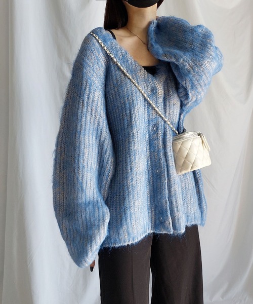 me+em select（ミームセレクト）の「ニットカーディガン（カーディガン/ボレロ・レディース・ブルー・FREE）」の4枚目の写真