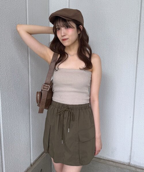 mline（エムライン）の「[mline]パット付き シンプルキャミソール（キャミソール・レディース・オフホワイト/チャコールグレー/ブラック/ベージュ・FREE）」の18枚目の写真