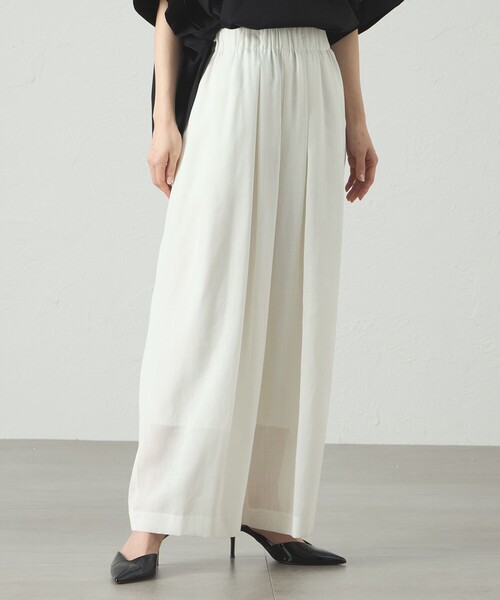 CAST:(キャストコロン)の「【着用しわ軽減/セットアップ対応】シアータックギャザーパンツ(その他パンツ・レディース・ネイビー/グリーン系その他7/オフホワイト・M/S)」の5枚目の写真