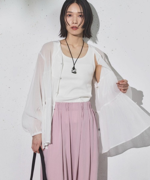 Doux archives（ドゥアルシーヴ）の「ティアードギャザーチュニック（シャツ/ブラウス・レディース・オフホワイト/ブルー/ベージュ・FREE）」の6枚目の写真