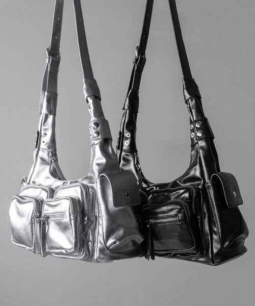 me+em select(ミームセレクト)の「【 2color 】ダブルジップアウトポケットヴィンテージボストンショルダーバッグ / double zip out pocket vintage boston shoulder bag(ショルダーバッグ・レディース・シルバー/ブラック・FREE)」の3枚目の写真