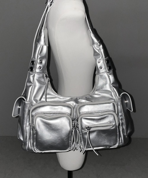 me+em select(ミームセレクト)の「【 2color 】ダブルジップアウトポケットヴィンテージボストンショルダーバッグ / double zip out pocket vintage boston shoulder bag(ショルダーバッグ・レディース・シルバー/ブラック・FREE)」の16枚目の写真