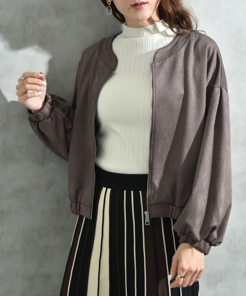 INTERPLANET（インタープラネット）の「スエードポンチノーカラーＺＩＰブルゾン（ブルゾン・レディース・ブラウン/チャコールグレー/グレイッシュベージュ・MEDIUM/LARGE）」の2枚目の写真
