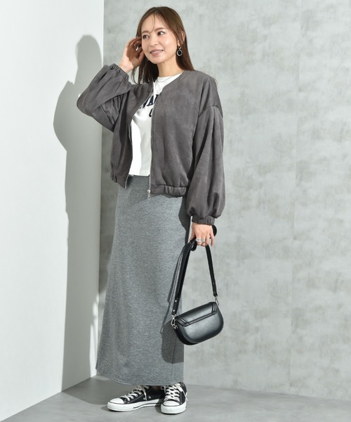 INTERPLANET（インタープラネット）の「スエードポンチノーカラーＺＩＰブルゾン（ブルゾン・レディース・ブラウン/チャコールグレー/グレイッシュベージュ・MEDIUM/LARGE）」の12枚目の写真