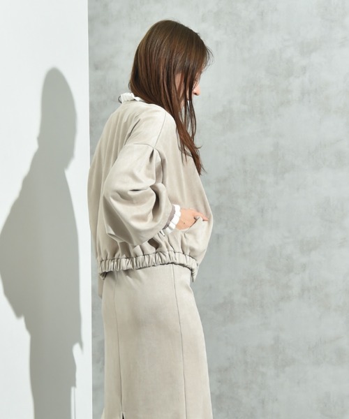 INTERPLANET（インタープラネット）の「スエードポンチノーカラーＺＩＰブルゾン（ブルゾン・レディース・ブラウン/チャコールグレー/グレイッシュベージュ・MEDIUM/LARGE）」の7枚目の写真