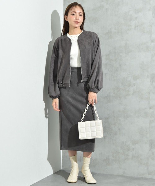 INTERPLANET（インタープラネット）の「スエードポンチノーカラーＺＩＰブルゾン（ブルゾン・レディース・ブラウン/チャコールグレー/グレイッシュベージュ・MEDIUM/LARGE）」の19枚目の写真