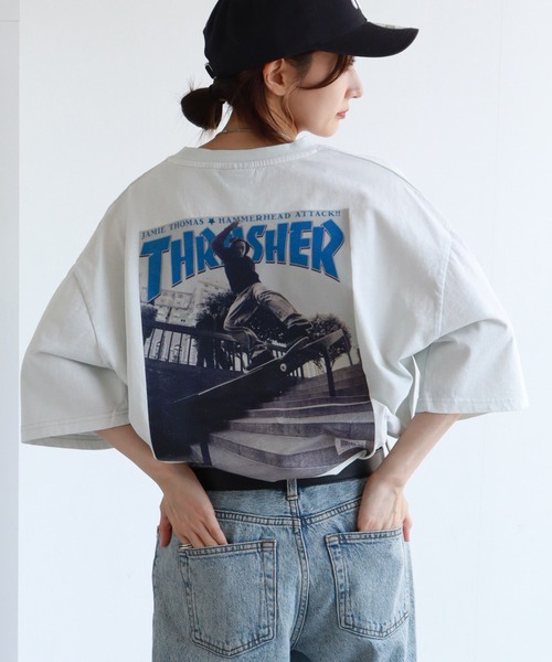 THRASHER(スラッシャー)の「【THRASHER/スラッシャー】オーバーサイズ ヴィンテージライク ピグメント加工 マガジンプリント 半袖Tシャツ(Tシャツ/カットソー・メンズ・チャコール/ピンク/ブラウン/サックスブルー/ブルーグレー・M/L/XL)」の2枚目の写真